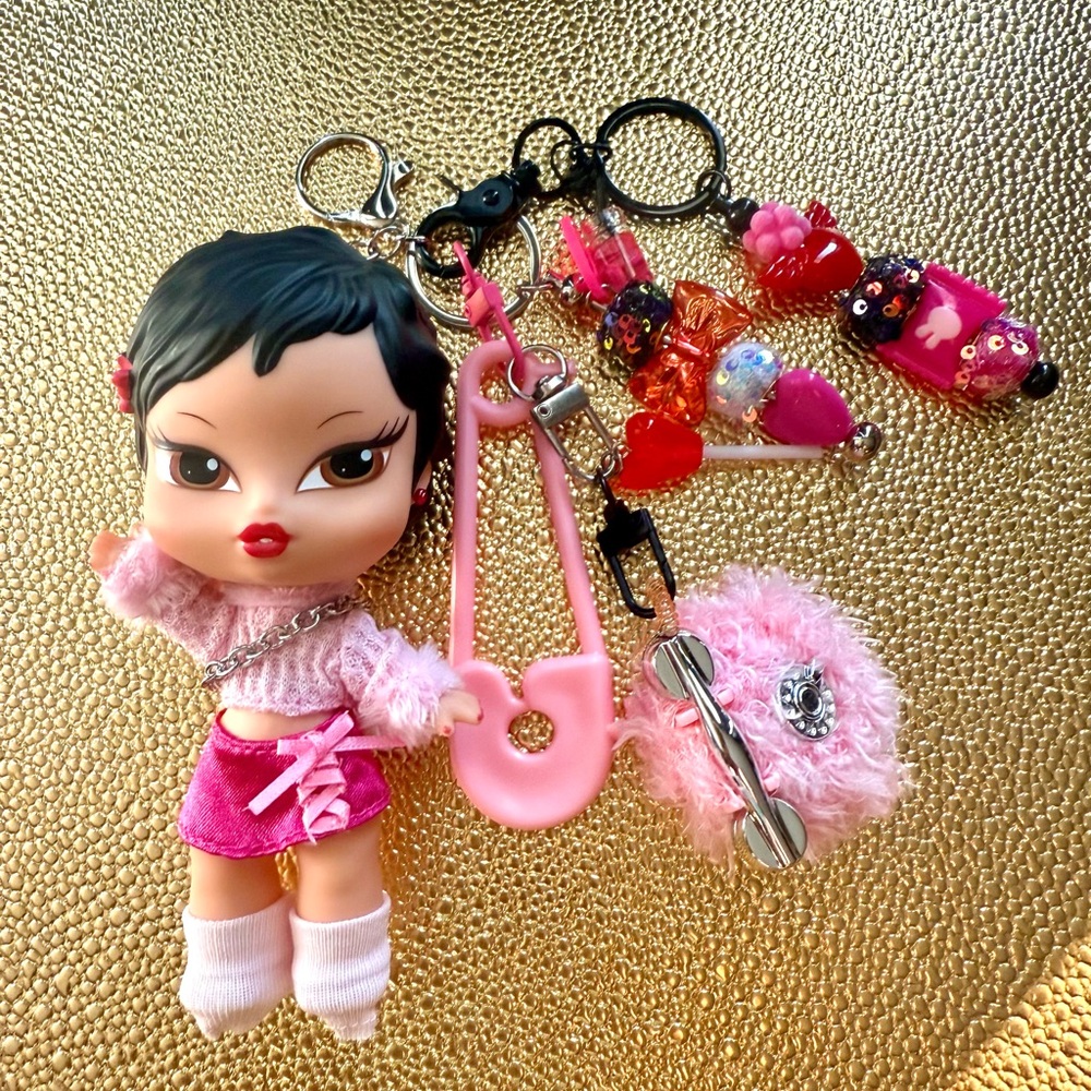 •Runway Royalty: Baby Jade• Custom Bratz Bag Charm - Picture 3 of 4